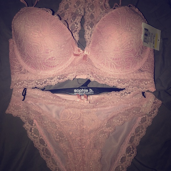 Other - New with tags! Pink Lace Bra and Panty Set!